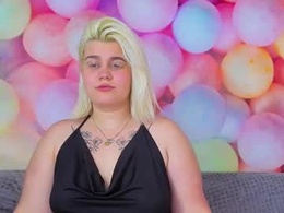 Most Recent Photo of blushybelle