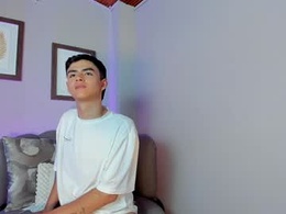 Most Recent Photo of bratzboyss