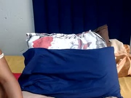 Most Recent Photo of bustyboobsx