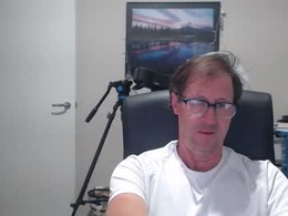 Most Recent Photo of canberraguy2024