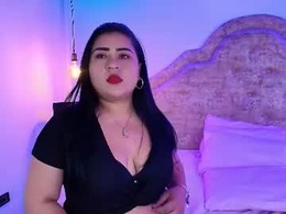 Most Recent Photo of candy_curves1