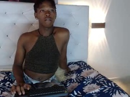 Most Recent Photo of carameloxoxox