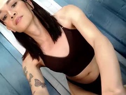 Most Recent Photo of carlamour