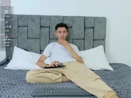 Most Recent Photo of carlos19_gomez