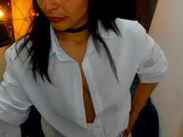 Most Recent Photo of chantal_fox_