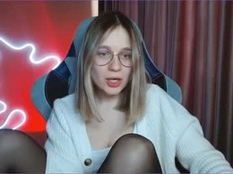 Most Recent Photo of charming_beauty