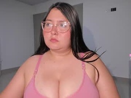 Most Recent Photo of chloe_blade