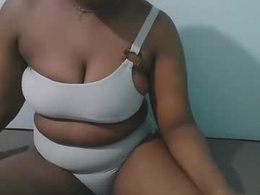Most Recent Photo of classy_zoey