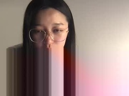 Most Recent Photo of coco_vivian