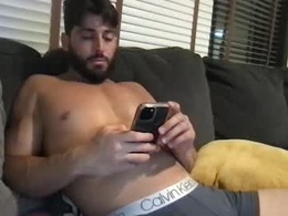 Most Recent Photo of collegeboy3118