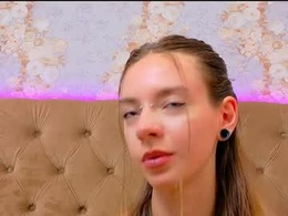 Most Recent Photo of cora_vex