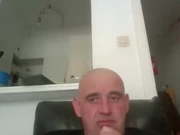 Most Recent Photo of crazychubby78