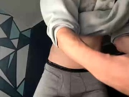 Most Recent Photo of cumbuckets17