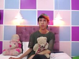 Most Recent Photo of cupcakeeboy