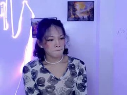 Most Recent Photo of curly_19girl