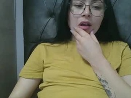 Most Recent Photo of cute_andreea