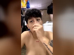 Most Recent Photo of cute_ian