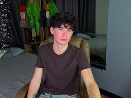 Most Recent Photo of cute_mikex