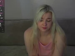 Most Recent Photo of cute_sharloti