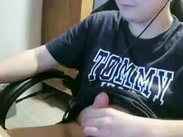 Most Recent Photo of cuteboy090