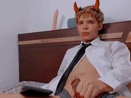 Most Recent Photo of daark_eros