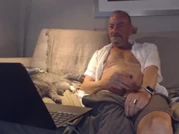 Most Recent Photo of daddytom56