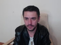 Most Recent Photo of damonsins