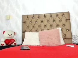 Most Recent Photo of daniela_gala