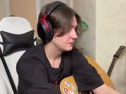 Most Recent Photo of darkromantic_