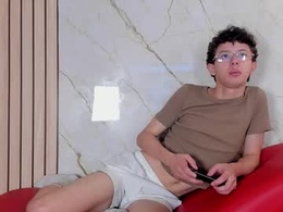 Most Recent Photo of david_roy_