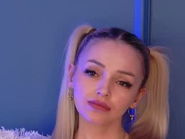 Most Recent Photo of deeavip