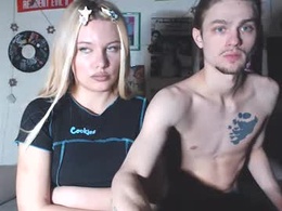 Most Recent Photo of deepholedayss