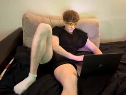 Most Recent Photo of deniel_horny