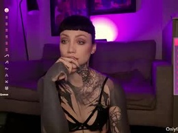 Most Recent Photo of dgtlgrl