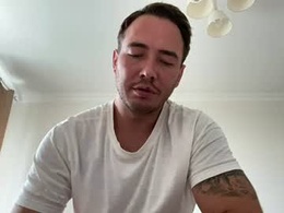Most Recent Photo of djon_dickk