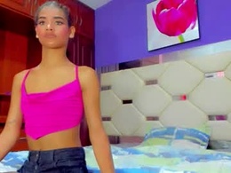 Most Recent Photo of dollcute_latin