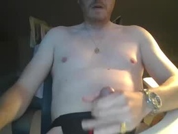 Most Recent Photo of dubpistol_99