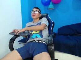 Most Recent Photo of dustynjoyer