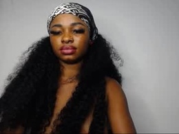 Most Recent Photo of ebony_naughtygirl0