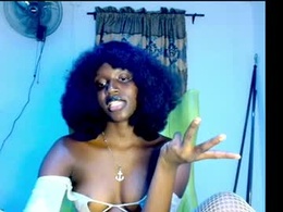 Most Recent Photo of ebony_petitequeenxx