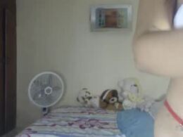Most Recent Photo of effie_castroo