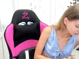 Most Recent Photo of elariellebliss