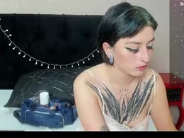 Most Recent Photo of elektra_rouse