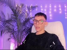 Most Recent Photo of elior_blaze