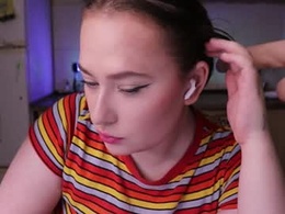 Most Recent Photo of elsasquirt