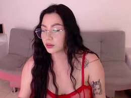 Most Recent Photo of emi_carter