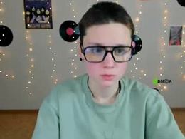 Most Recent Photo of emi_fade