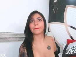 Most Recent Photo of emiily_cuteee