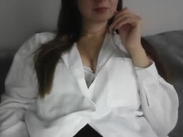 Most Recent Photo of emilia58