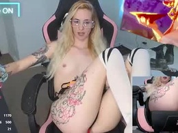 Most Recent Photo of emiliamoonxxx